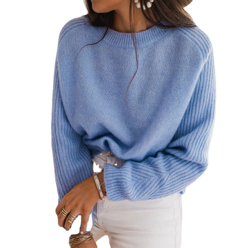 "European Milk Blue Sweater – Casual Chic Knitwear with Round Collar & Long Sleeves!"