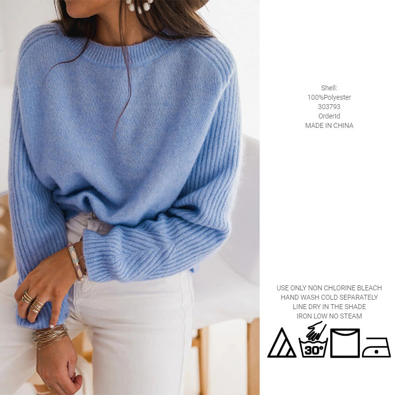 "European Milk Blue Sweater – Casual Chic Knitwear with Round Collar & Long Sleeves!"